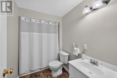 53 - 1241 HAMILTON ROAD London East (East P) Ontario photo 29