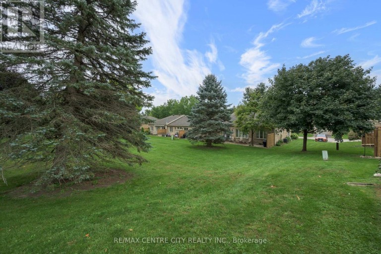 53 - 1241 HAMILTON ROAD, London East (East P), Ontario, N5W6B3