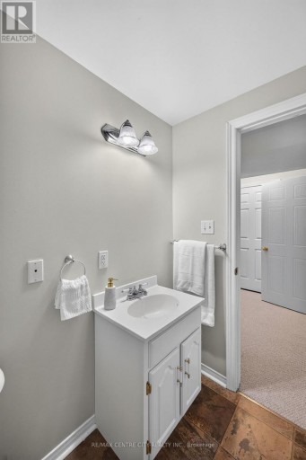 53 - 1241 HAMILTON ROAD, London East (East P), Ontario, N5W6B3