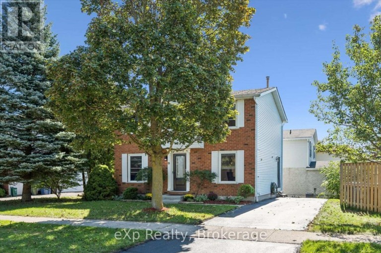 1 CHESTERTON LANE, Guelph (Grange Road), Ontario, N1E6T1