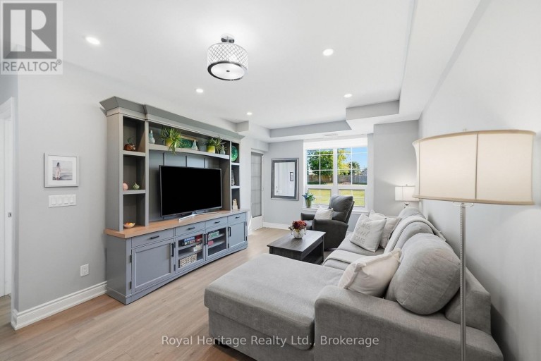 106 - 21 BROOKHOUSE DRIVE, Clarington (Newcastle), Ontario, L1B0V4