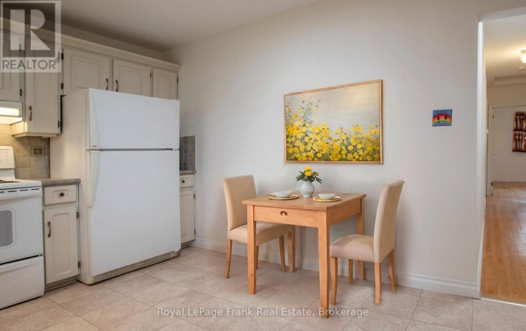 407 GLENCASTLE AVENUE, Oshawa (Northglen), Ontario, L1J3K7
