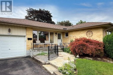 407 GLENCASTLE AVENUE Oshawa (Northglen) Ontario photo 2