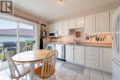792 GREER CRESCENT Cobourg Ontario photo 11