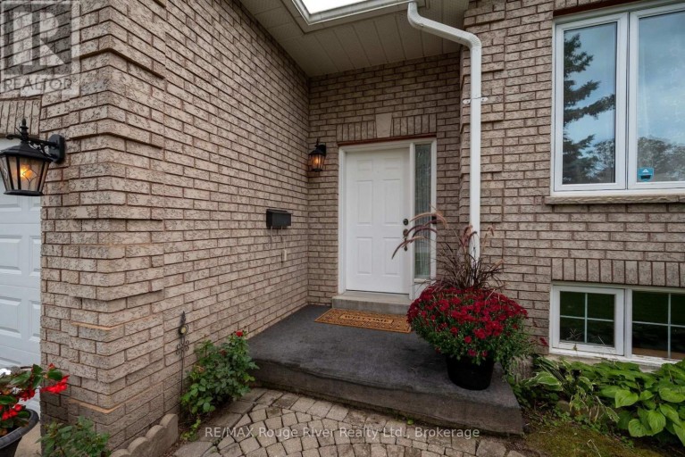 792 GREER CRESCENT, Cobourg, Ontario, K9A5N8
