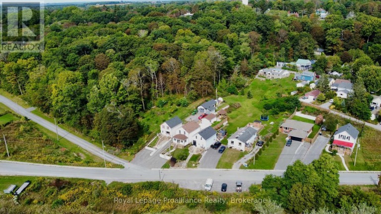 30 ALEXANDER STREET, Port Hope, Ontario, L1A1B2