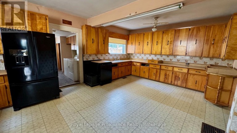 30 ALEXANDER STREET, Port Hope, Ontario, L1A1B2