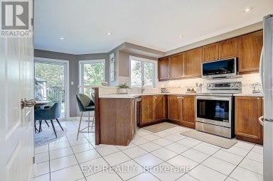 499 SILKEN LAUMANN DRIVE Newmarket (Stonehaven-Wyndham) Ontario photo 14