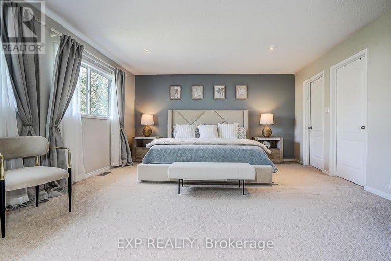 499 SILKEN LAUMANN DRIVE, Newmarket (Stonehaven-Wyndham), Ontario, L3X2H9