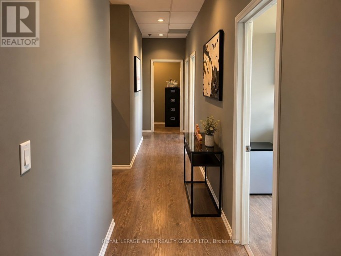 204 - 585 ONTARIO ST S STREET, Milton (TM Timberlea), Ontario, L9T2N2