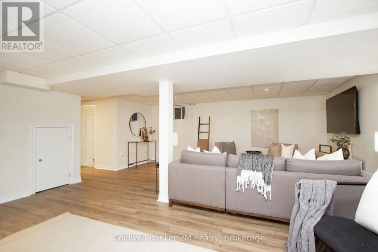 812 BURNHAM STREET, Cobourg, Ontario, K9A2X7