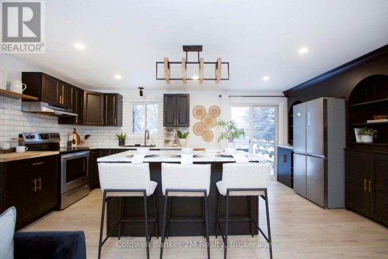 812 BURNHAM STREET, Cobourg, Ontario, K9A2X7