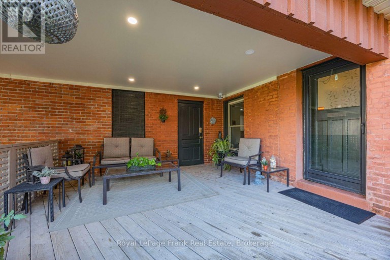 86 WELLINGTON STREET, Clarington (Bowmanville), Ontario, L1C1V7