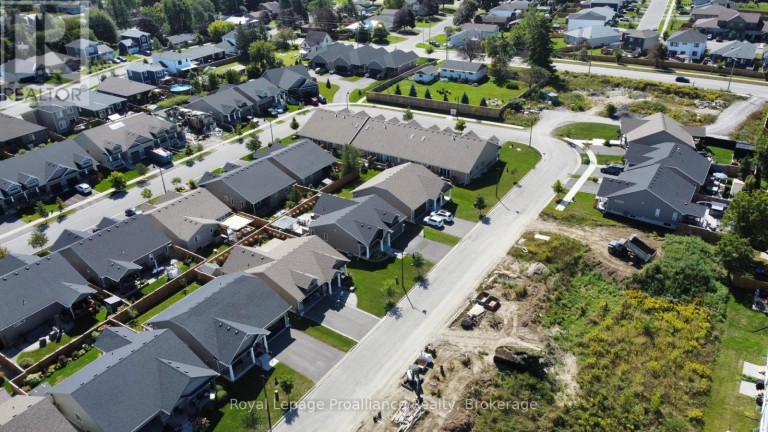 121 FARRINGTON CRESCENT, Prince Edward County (Picton Ward), Ontario, K0K2T0