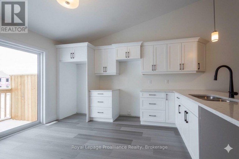 121 FARRINGTON CRESCENT, Prince Edward County (Picton Ward), Ontario, K0K2T0