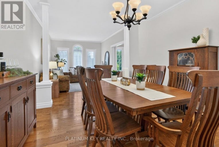 653 PETER STREET, Strathroy-Caradoc (Melbourne), Ontario, N0L1T0