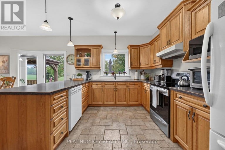 653 PETER STREET, Strathroy-Caradoc (Melbourne), Ontario, N0L1T0
