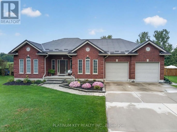 653 PETER STREET, Strathroy-Caradoc (Melbourne), Ontario, N0L1T0