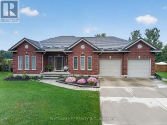 653 PETER STREET Strathroy-Caradoc (Melbourne) Ontario photo 2