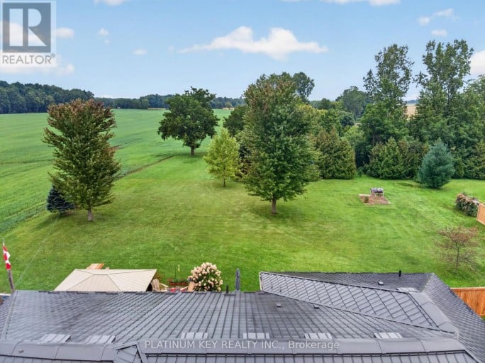 653 PETER STREET, Strathroy-Caradoc (Melbourne), Ontario, N0L1T0