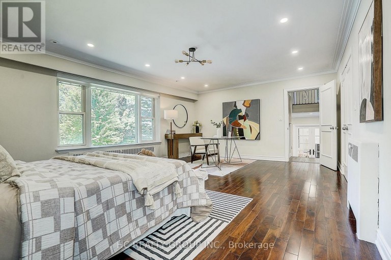 19 LOWER LINKS ROAD, Toronto (St. Andrew-Windfields), Ontario, M2P1H5