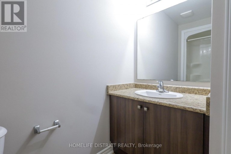 489 MEARNS AVENUE, Clarington (Bowmanville), Ontario, L1C5M5