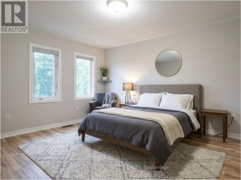 489 MEARNS AVENUE Clarington (Bowmanville) Ontario photo 6