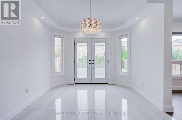 15 MIRANDO STREET, Richmond Hill (Westbrook), Ontario, L4S2W8