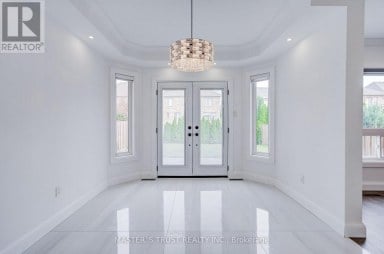 15 MIRANDO STREET Richmond Hill (Westbrook) Ontario photo 13