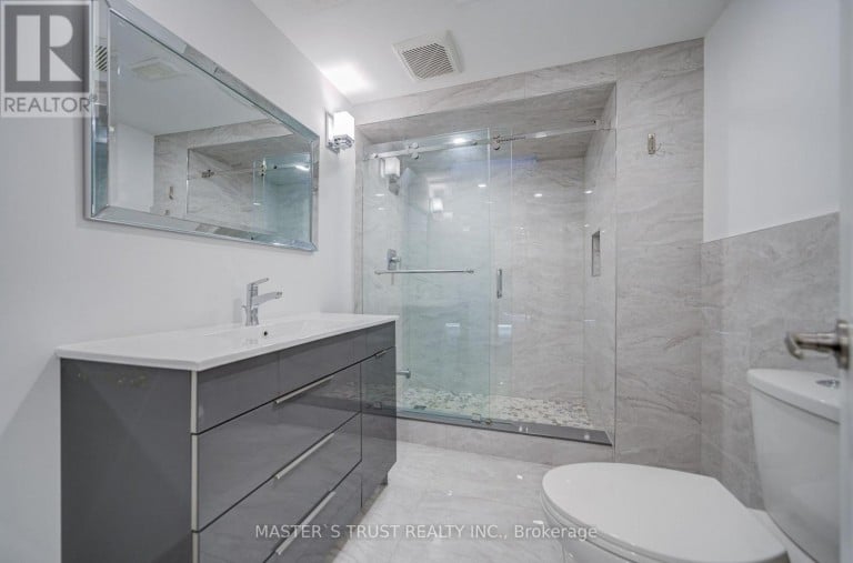 15 MIRANDO STREET, Richmond Hill (Westbrook), Ontario, L4S2W8