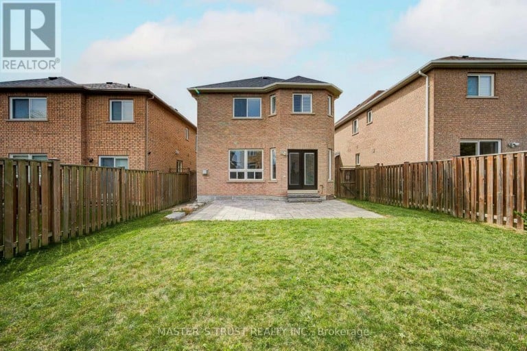 15 MIRANDO STREET, Richmond Hill (Westbrook), Ontario, L4S2W8