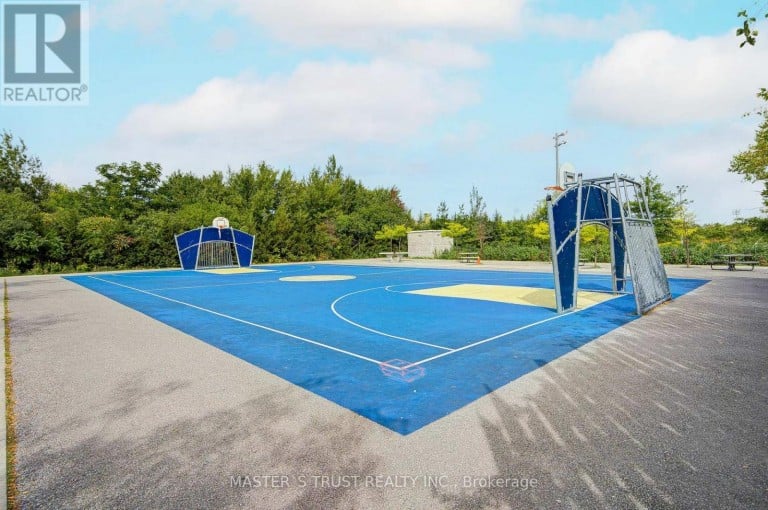 15 MIRANDO STREET, Richmond Hill (Westbrook), Ontario, L4S2W8