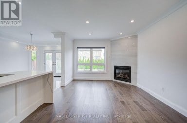 15 MIRANDO STREET Richmond Hill (Westbrook) Ontario photo 5