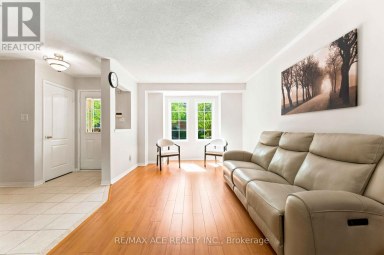 16 WHITE'S HILL AVENUE Markham (Cornell) Ontario photo 4
