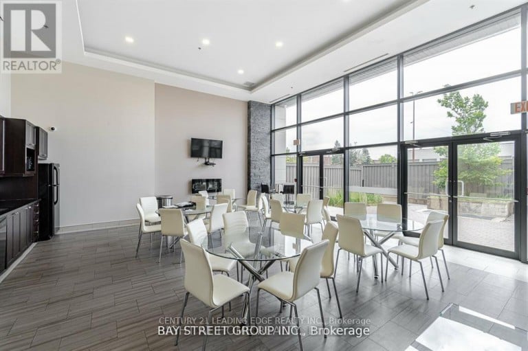 616 - 24 WOODSTREAM BOULEVARD, Vaughan (Vaughan Grove), Ontario, L4L8C4