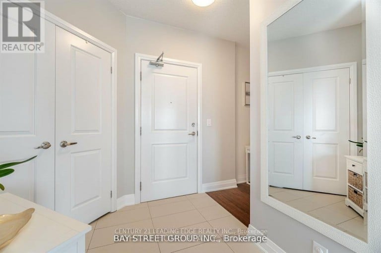 616 - 24 WOODSTREAM BOULEVARD, Vaughan (Vaughan Grove), Ontario, L4L8C4