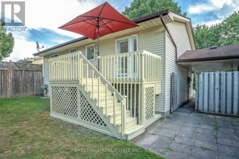 UPPER - 18 SHANNON STREET, Orillia, Ontario, L3V7K2