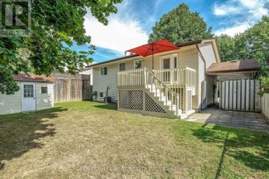 UPPER - 18 SHANNON STREET Orillia Ontario photo 15