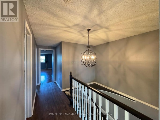 23 WALLACE DRIVE, Barrie (Northwest), Ontario, L4N7E2