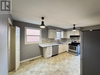 23 WALLACE DRIVE Barrie (Northwest) Ontario photo 8