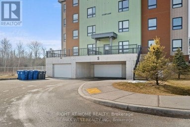 113-5 CHEF LANE Barrie Ontario photo 4