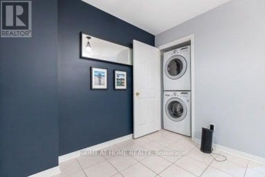 94 JIM BAIRD MEWS Toronto (Downsview-Roding-CFB) Ontario photo 11