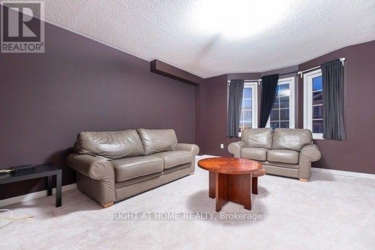 94 JIM BAIRD MEWS, Toronto (Downsview-Roding-CFB), Ontario, M3L0C4