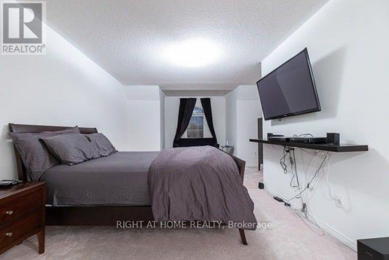 94 JIM BAIRD MEWS, Toronto (Downsview-Roding-CFB), Ontario, M3L0C4