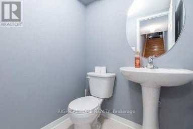 94 JIM BAIRD MEWS Toronto (Downsview-Roding-CFB) Ontario photo 19