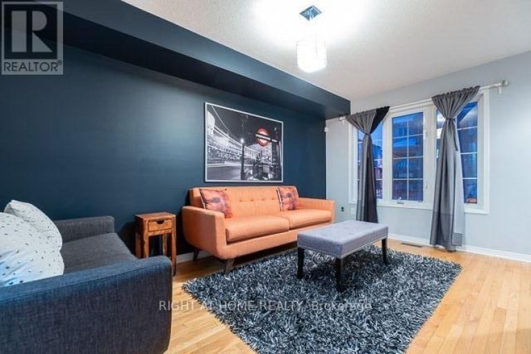 94 JIM BAIRD MEWS, Toronto (Downsview-Roding-CFB), Ontario, M3L0C4