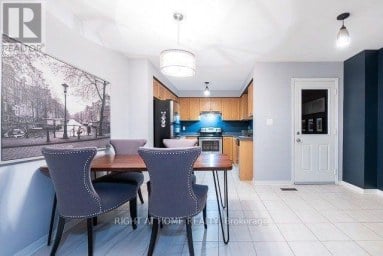94 JIM BAIRD MEWS Toronto (Downsview-Roding-CFB) Ontario photo 6