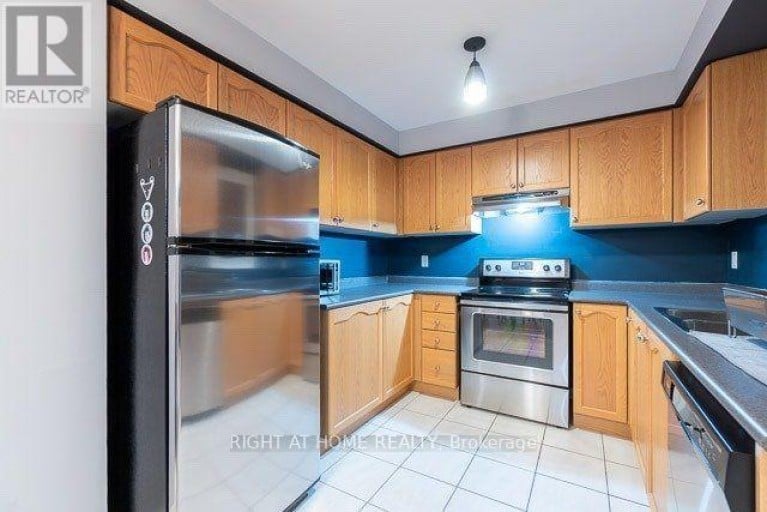 94 JIM BAIRD MEWS, Toronto (Downsview-Roding-CFB), Ontario, M3L0C4