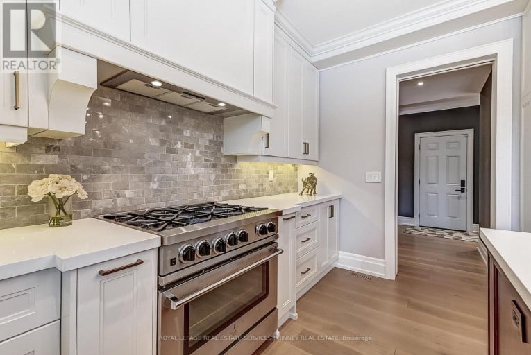 1569 WEMBURY ROAD, Mississauga (Lorne Park), Ontario, L5J2L8