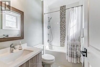 1569 WEMBURY ROAD Mississauga (Lorne Park) Ontario photo 21